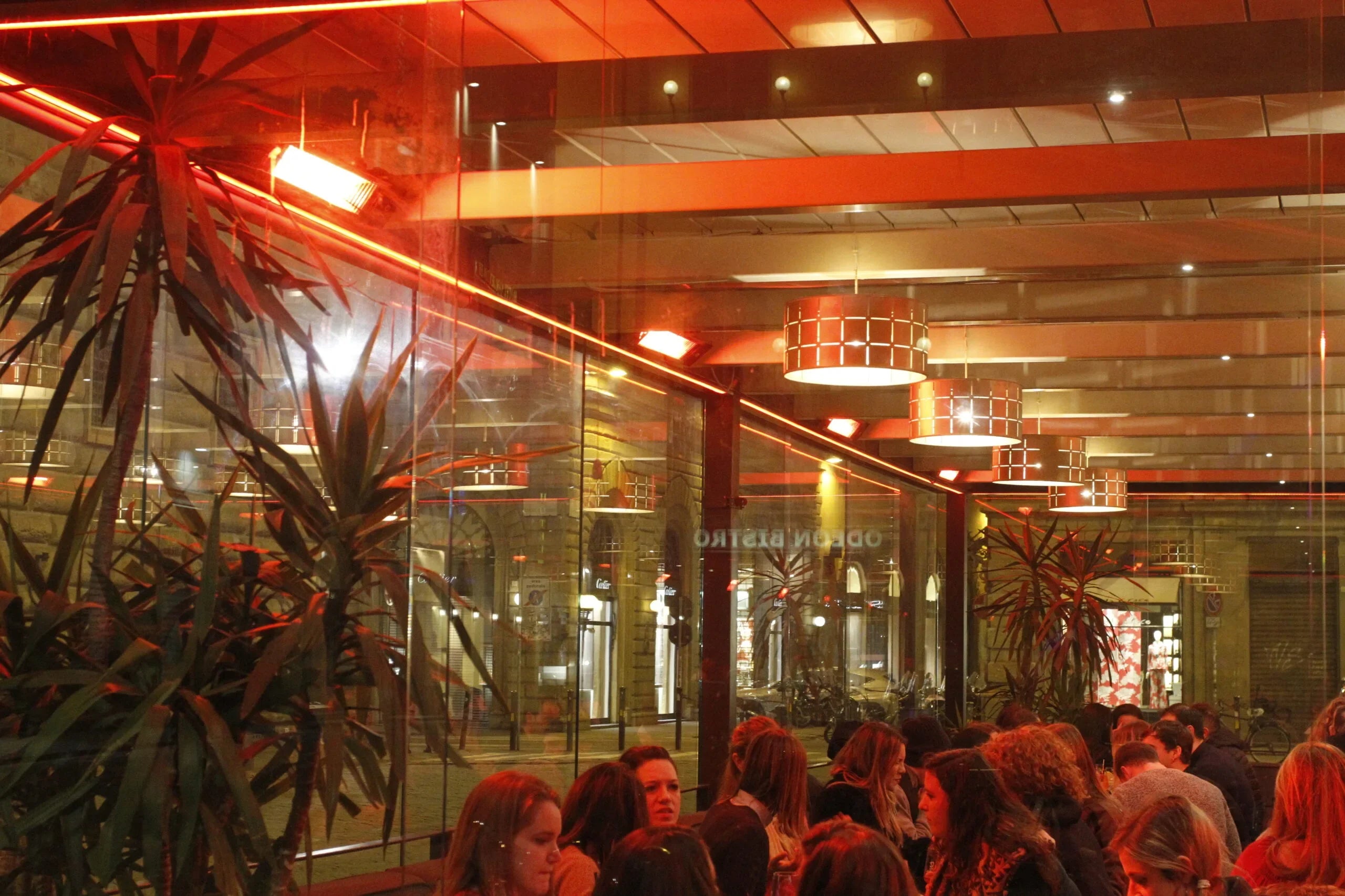 Lampade riscaldanti a Infrarossi per esterni e interni